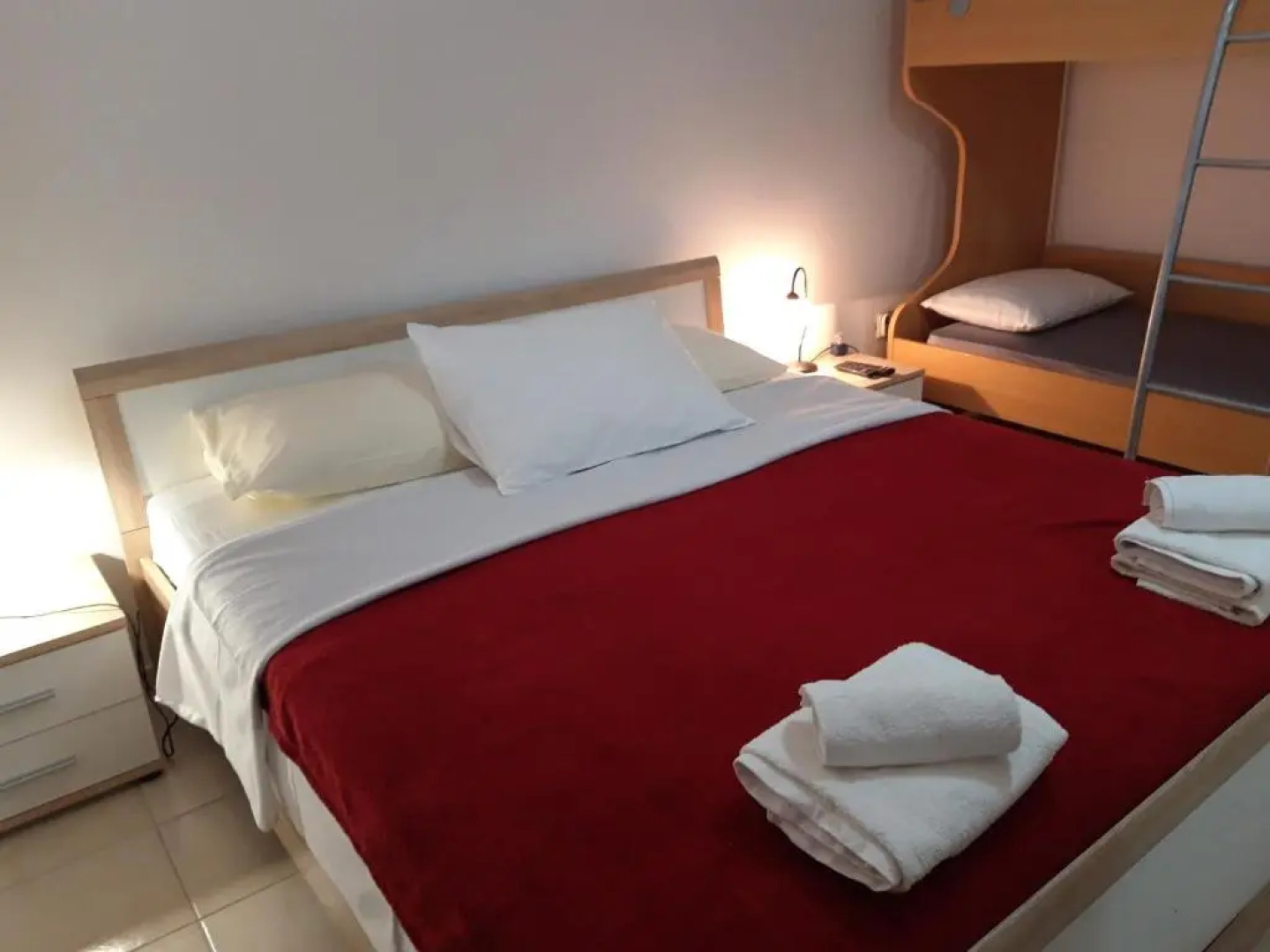 Sasa Apartments Kastel Stafilic Croatia