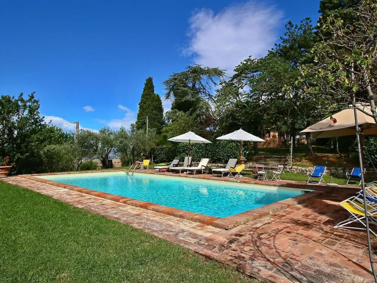 Tranquil Haven in Todi Countryside