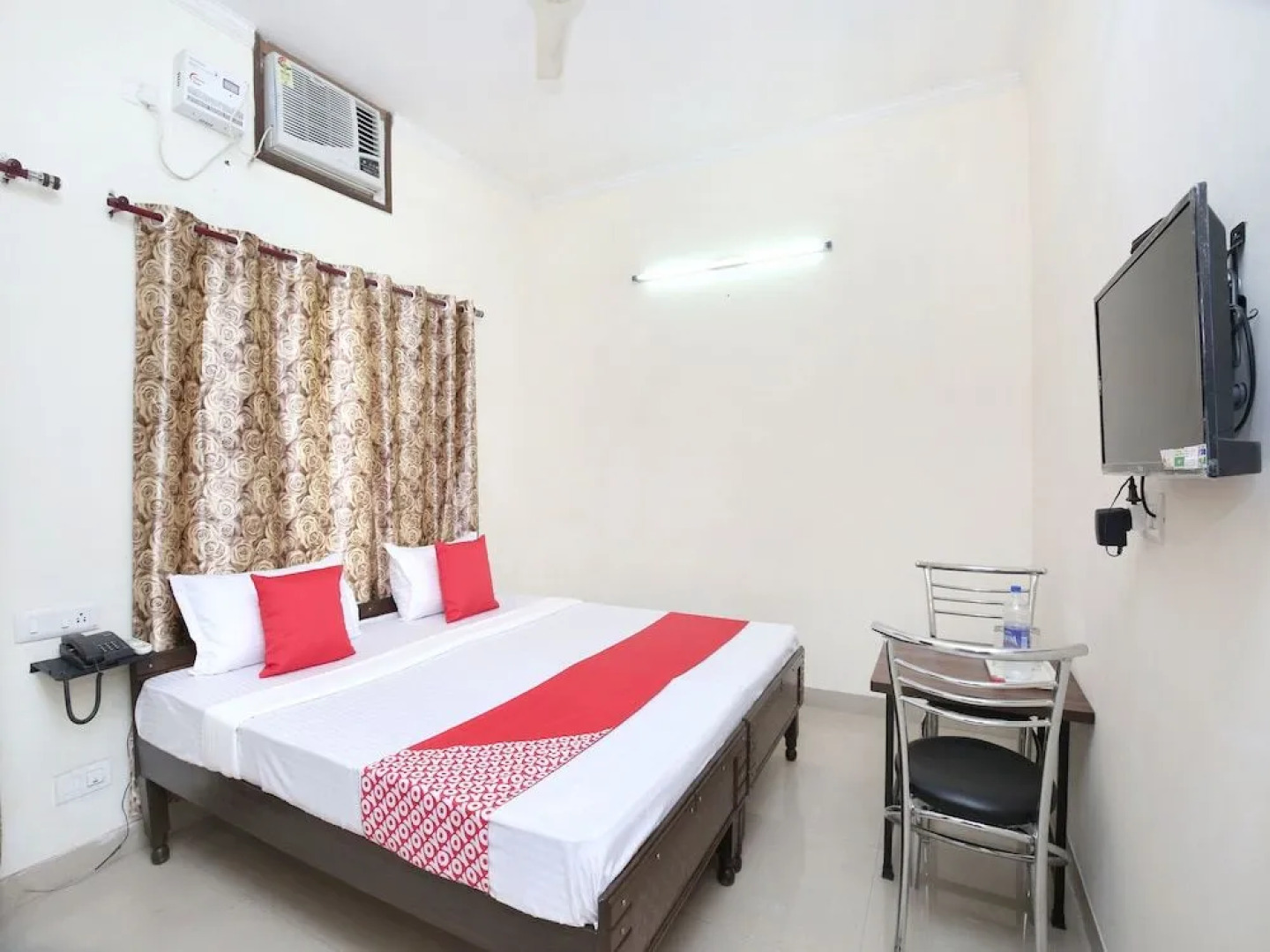 OYO 6933 Satyam Home Stay