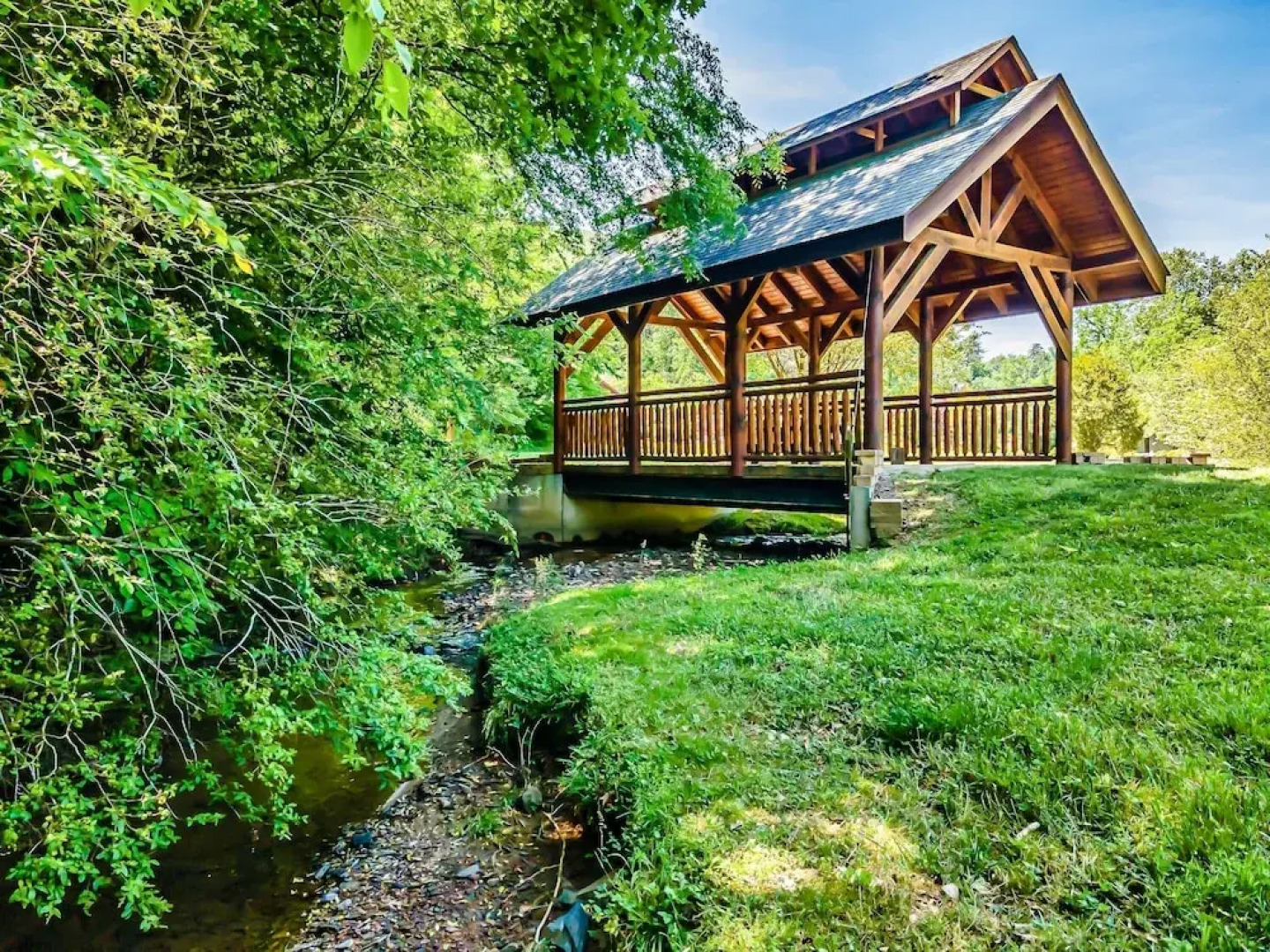 Mayberry - Three Bedroom Cabin