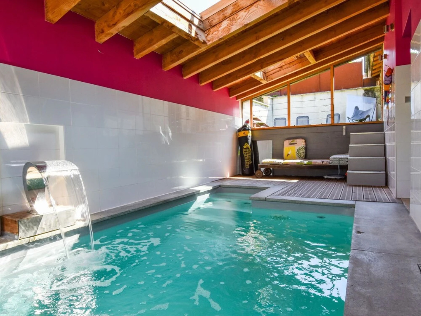 Splendid Holiday Home in Espère France With Private Pool