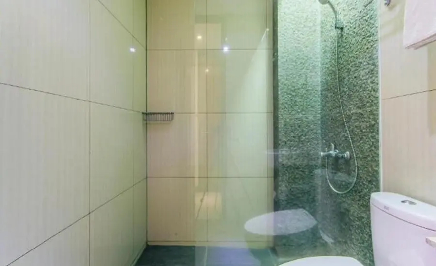 Lotus Art & Garden Hotel