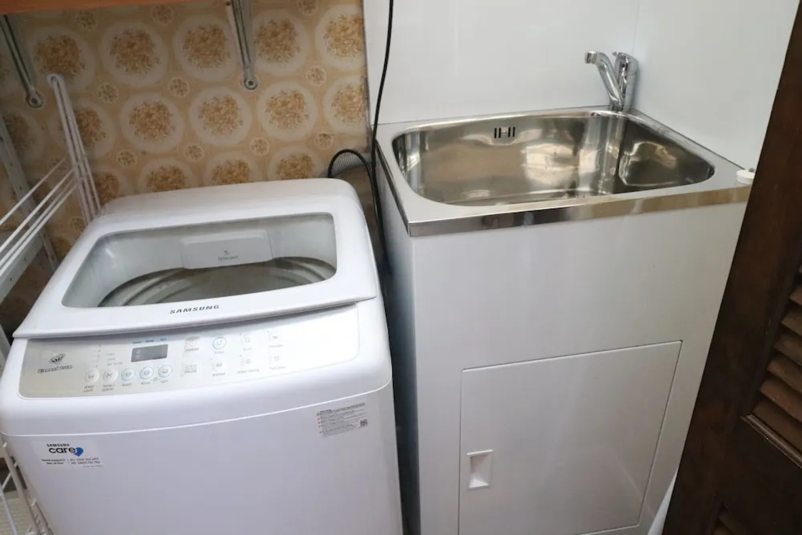 Sunny Unit on Grey Street