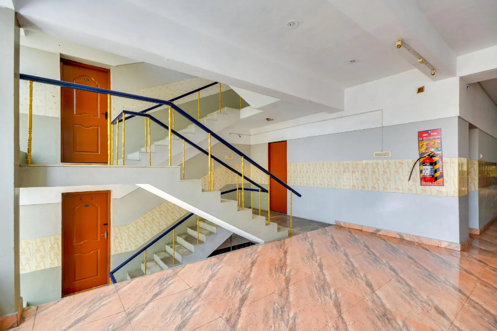 OYO 70514 Hotel J P Castle