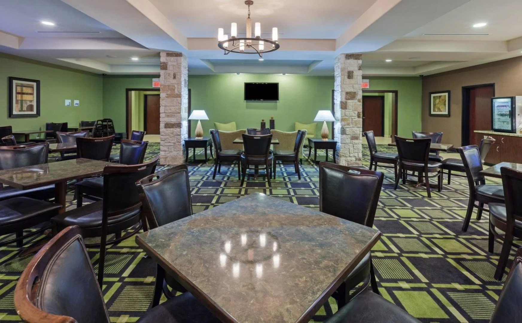 Holiday Inn Express Hotel & Suites Brady by IHG