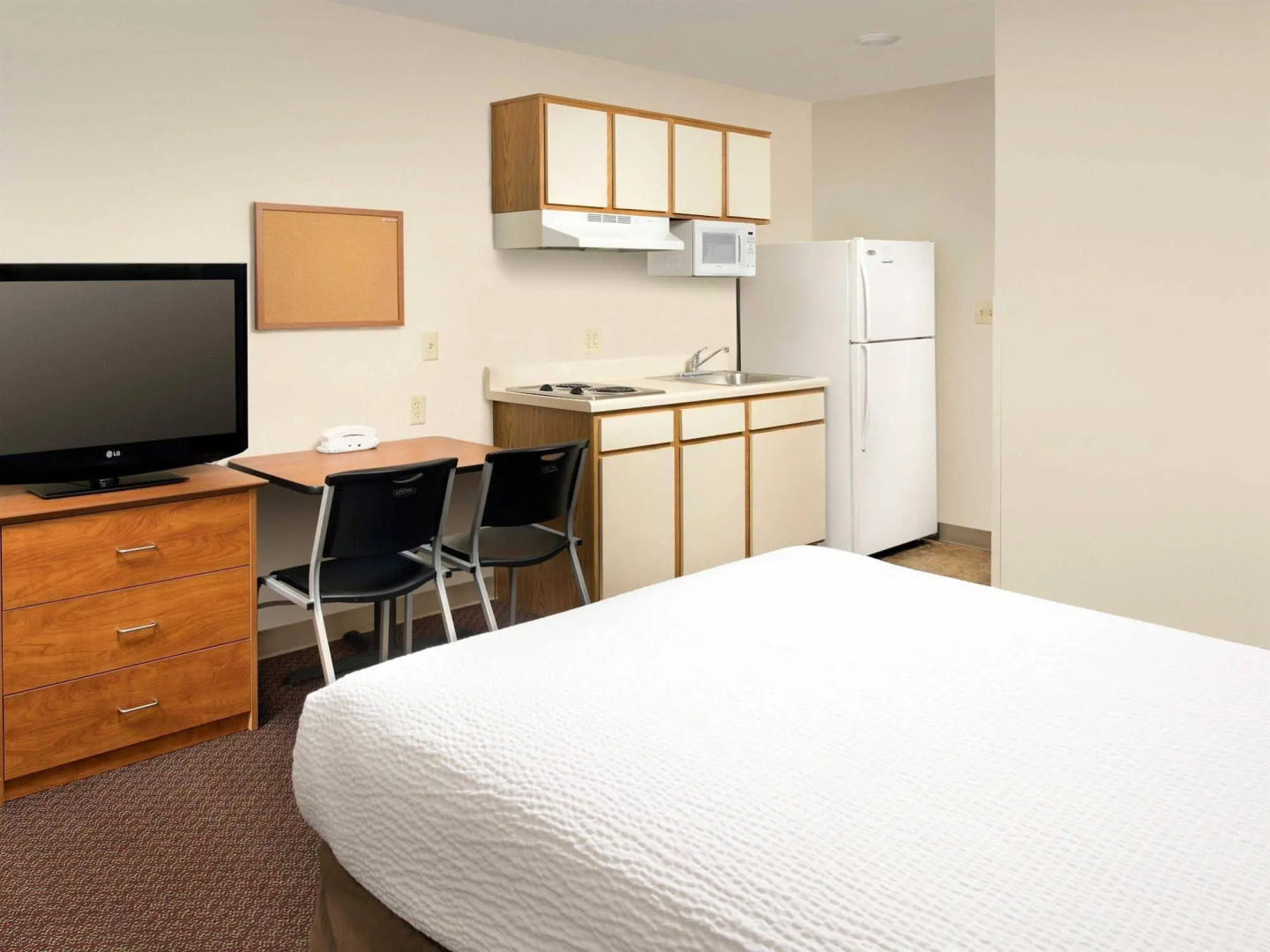 Woodspring Suites Ogden