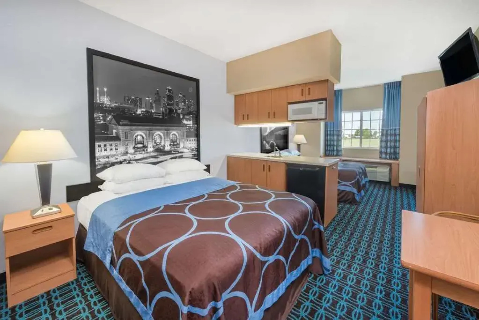 Super 8 Blue Springs