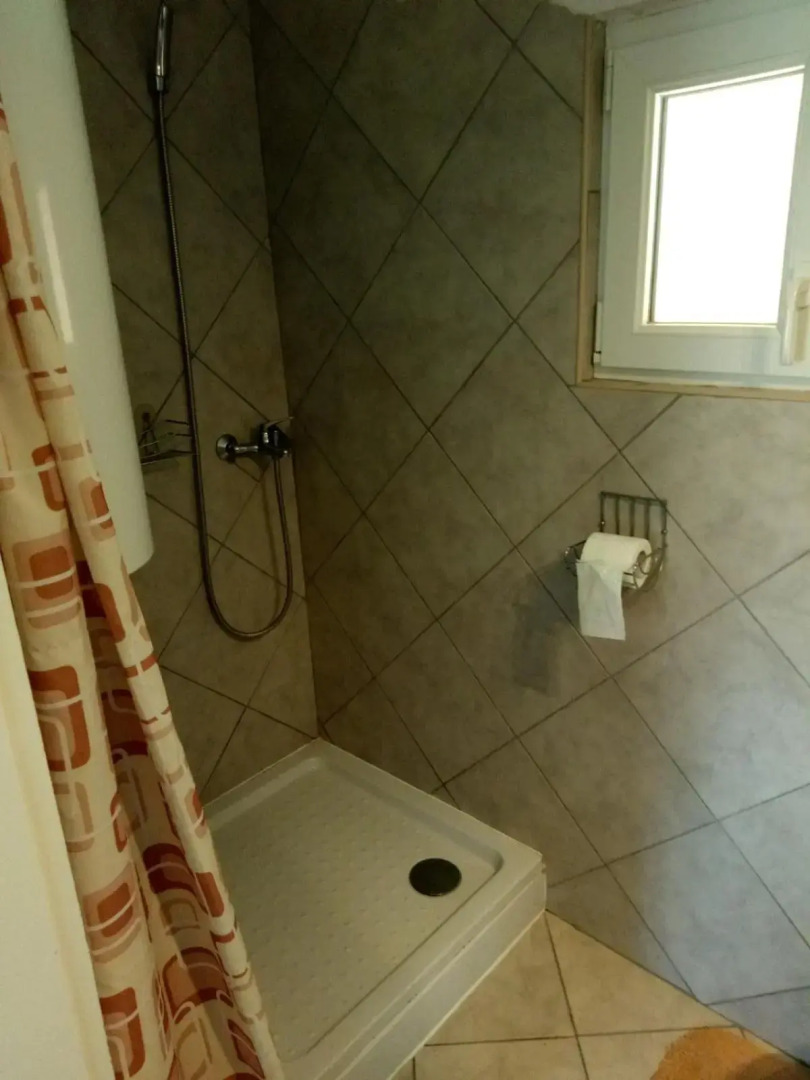 Karos Centrál Apartmanház