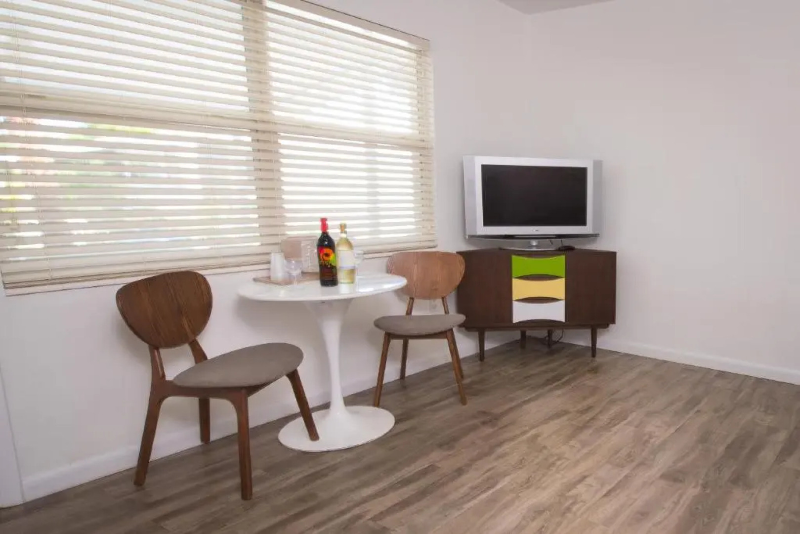 Regency Inn & Suites