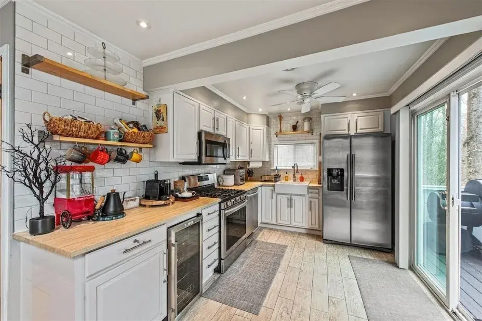 Pocono Scandinavian Cottage 2 Bedroom Cottage by RedAwning