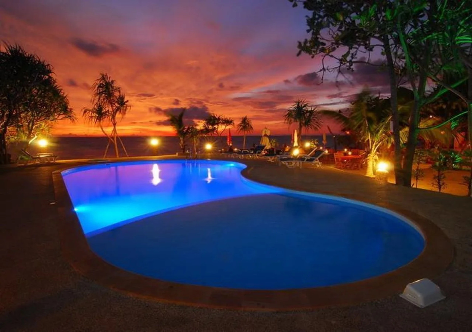 Lanta Nice Beach Resort