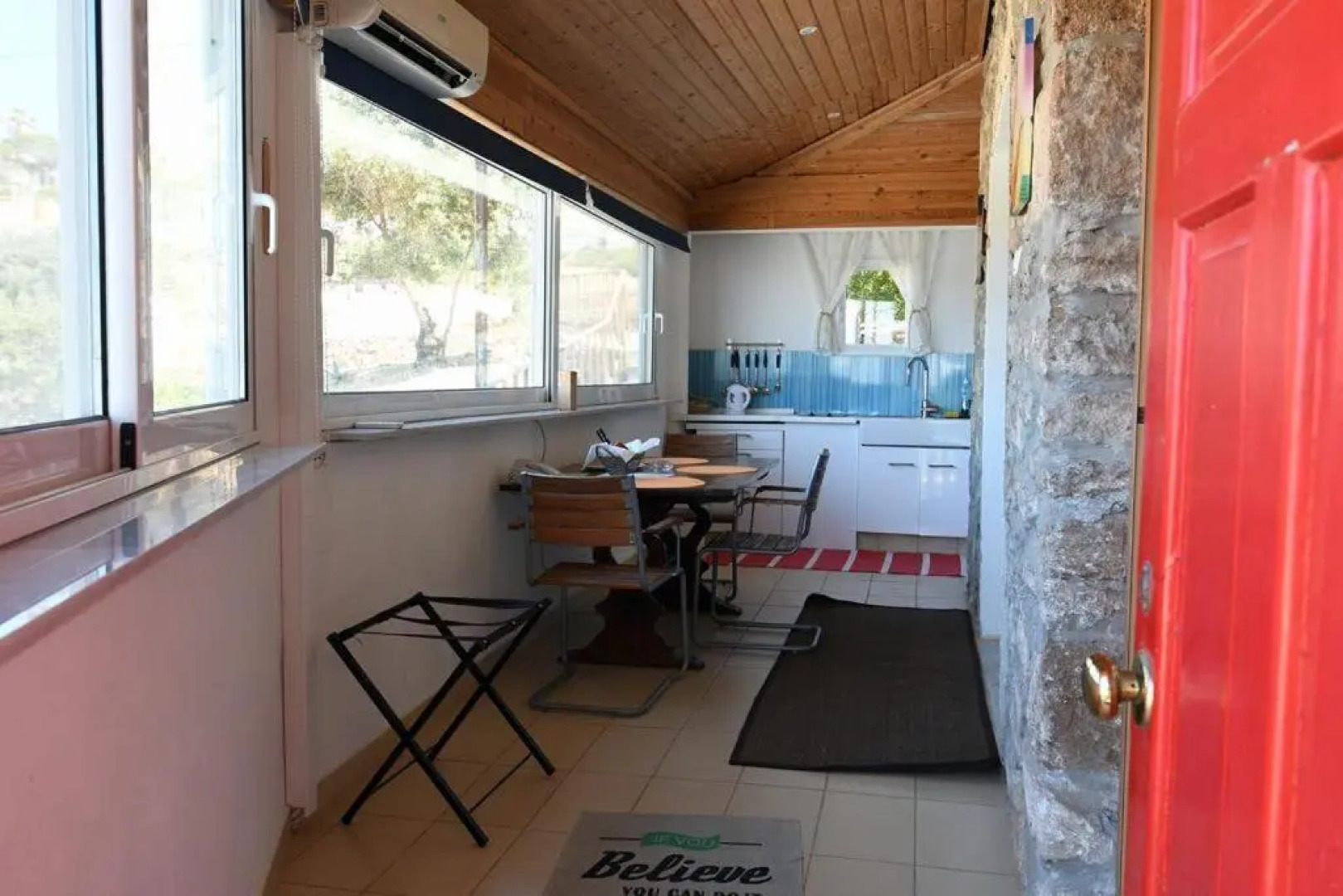 Poseidon Apartments & Villas By The Sea