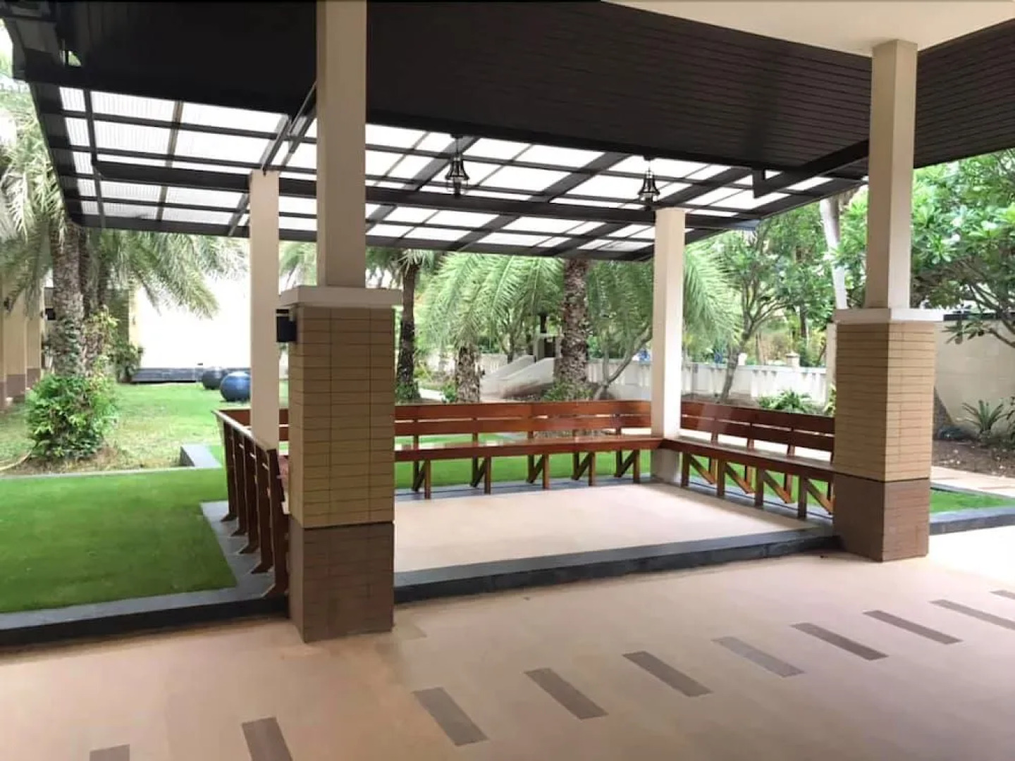 Leelawalai Rest Hotel