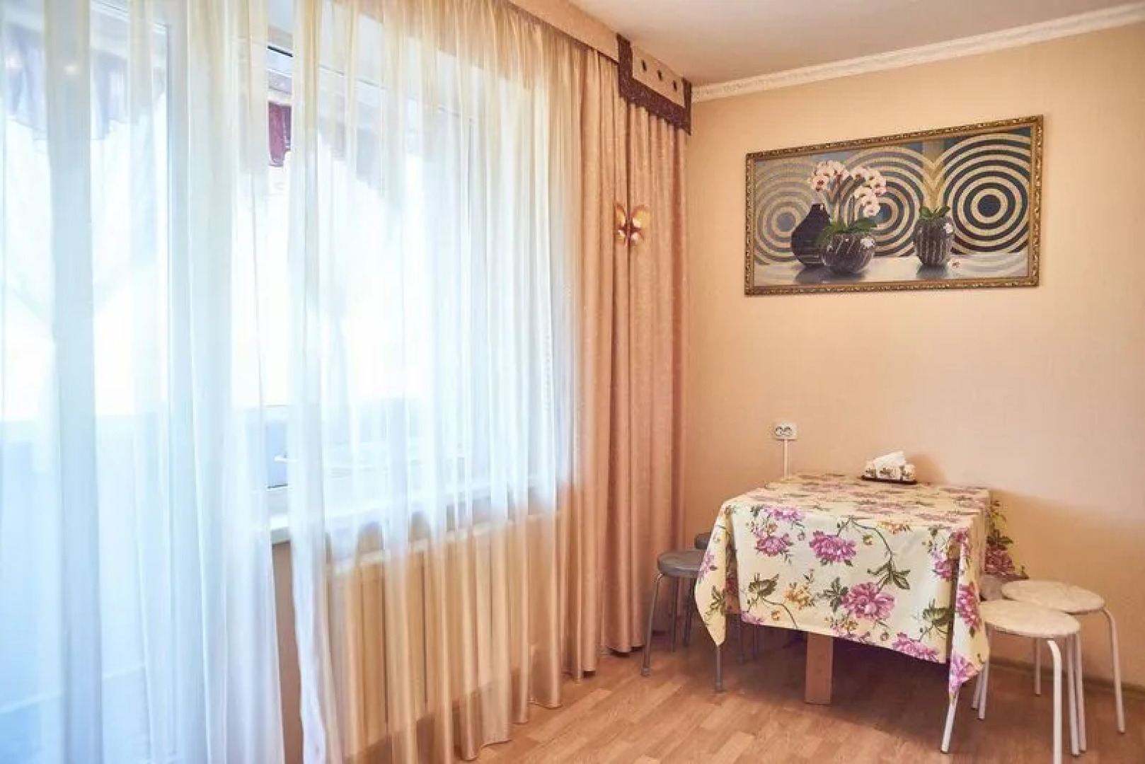 Pyat Zvezd na ul. Stalevarov, d. 15-3