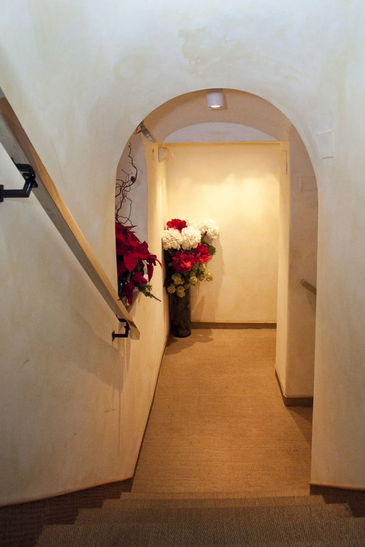 Les Fleurs Luxury House