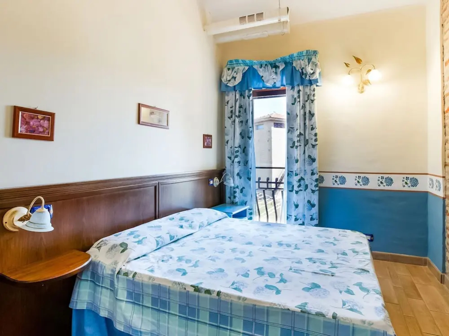 Holiday Home in Castiglione Near the Lake