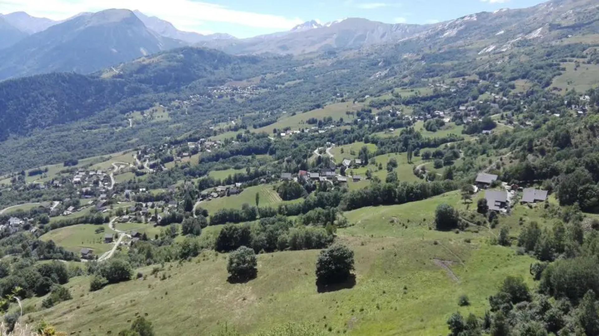 Bel appartement au rez de chaussée d'un chalet