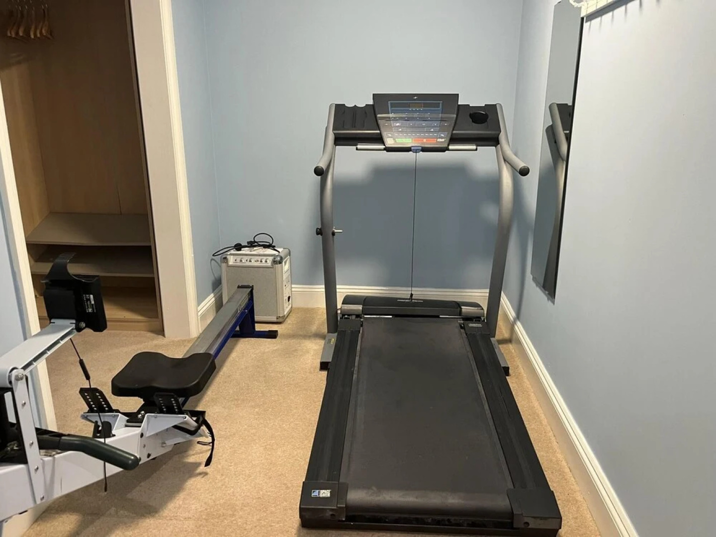 Blaydonburn - Sleeps 4,5 - Parking - Hottub - Yard