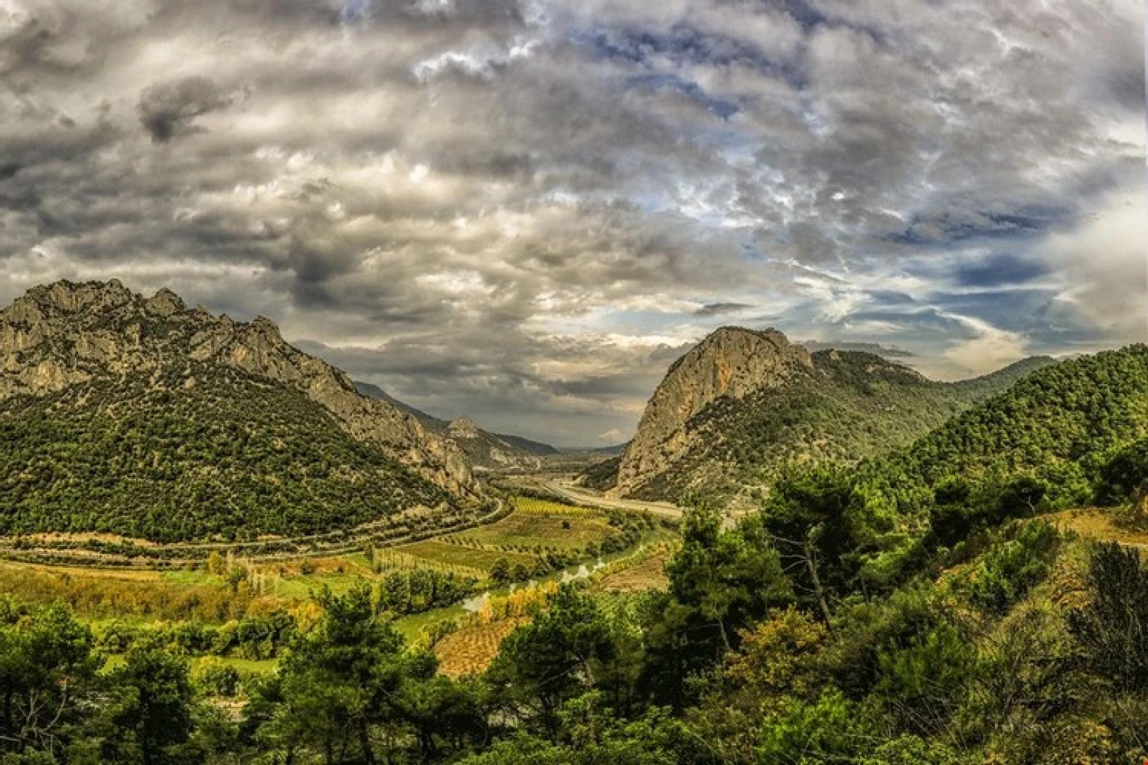Osmaneli  Belediyesi Şifalı İçmeler Tesisi