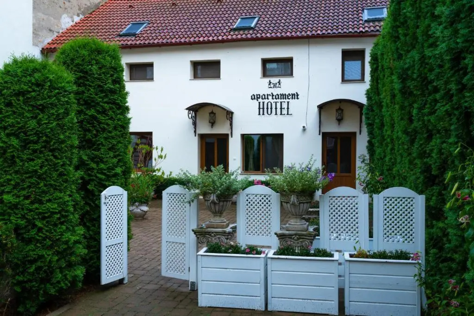Apartament Hotel H