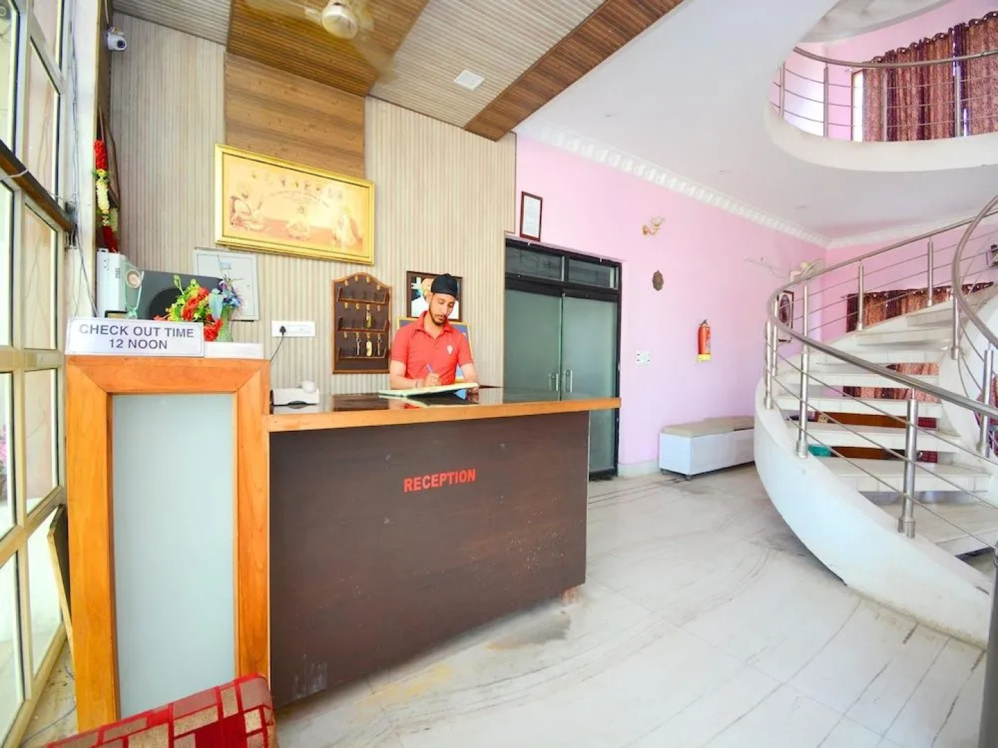 OYO 37902 Kaler Regency