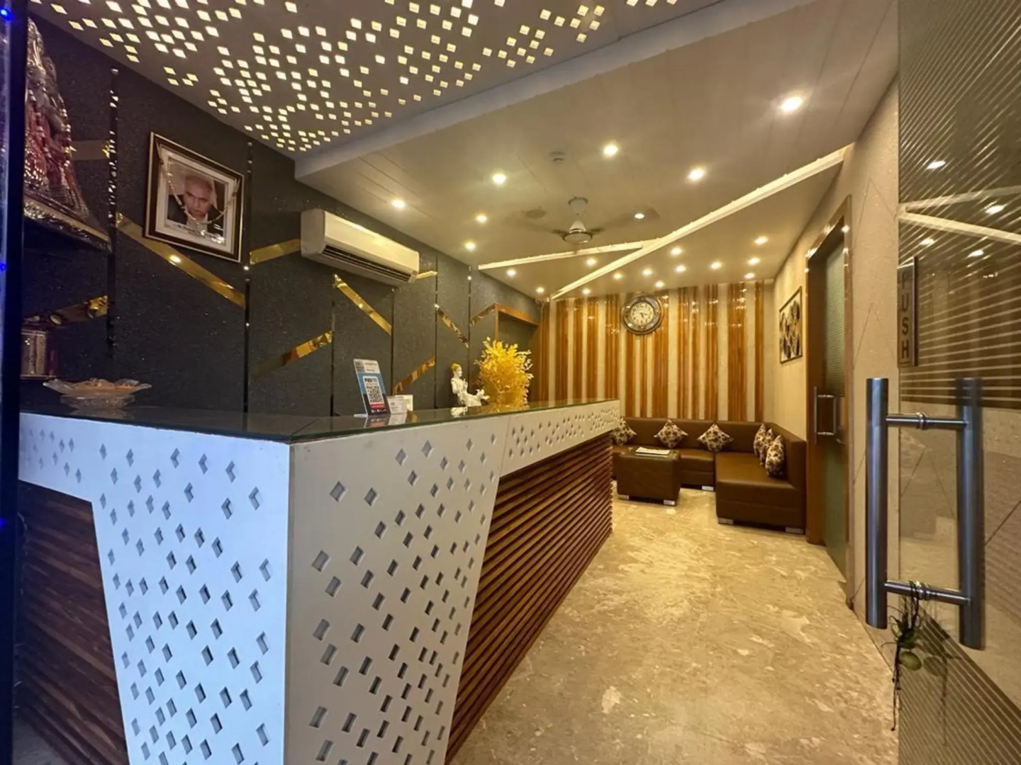Smart Inn Hotel