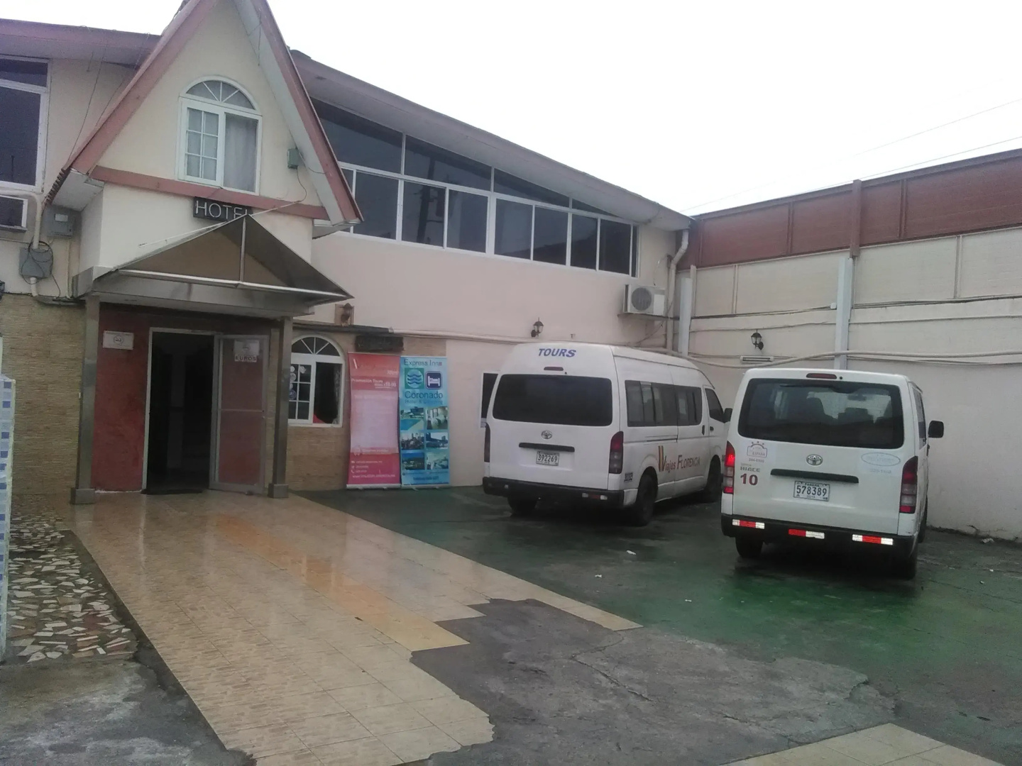 Hostal Express Inn Aeropuerto Internacional