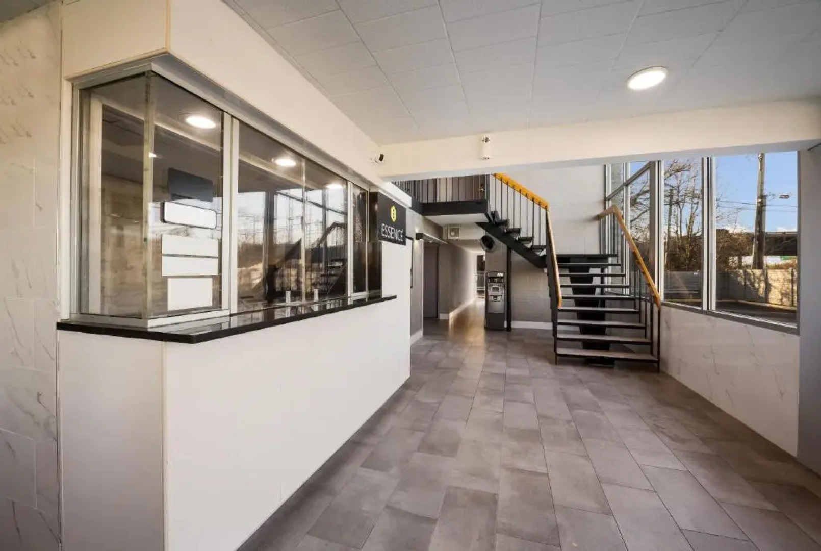 Essence Express Wayne