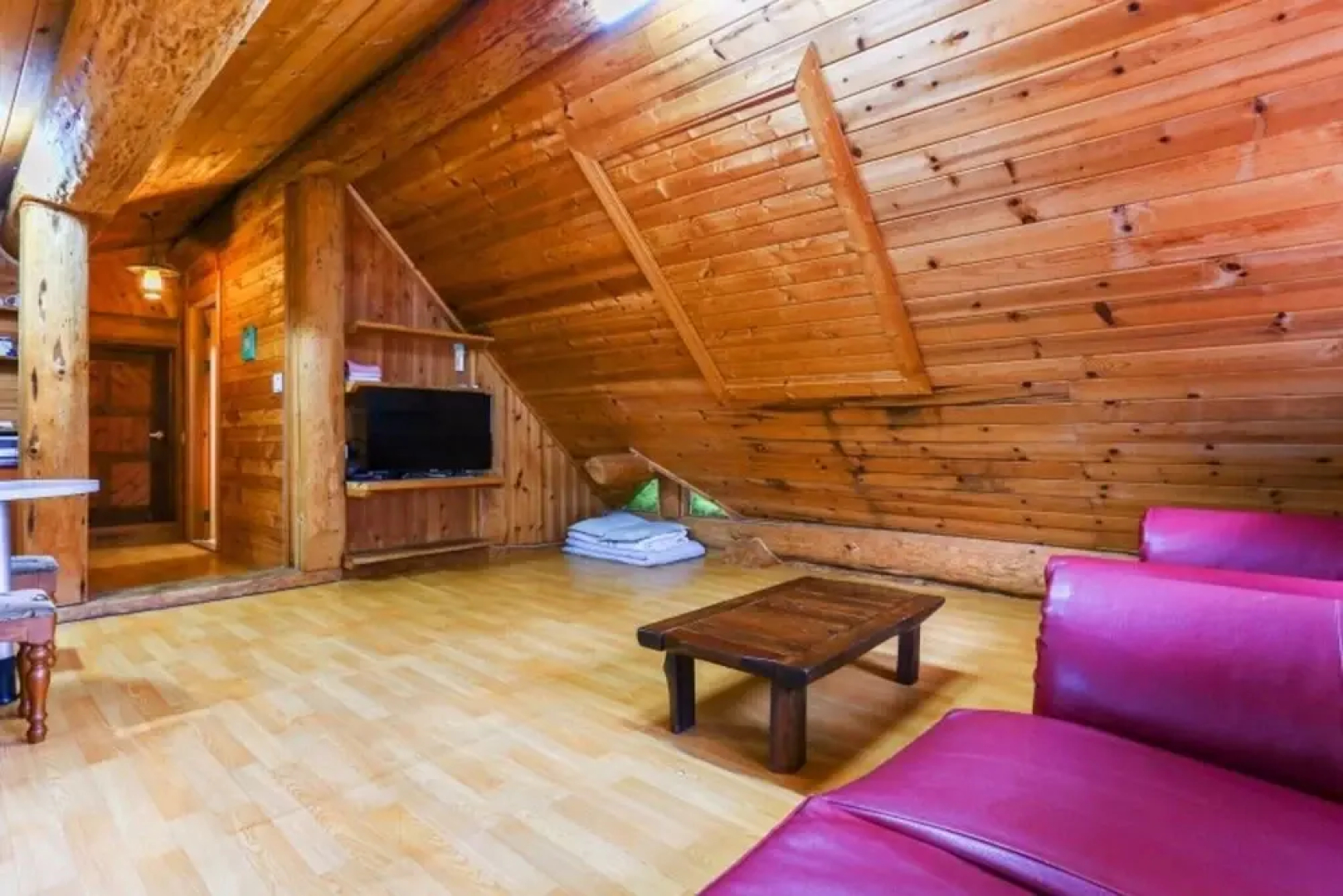Yangpyeong Log Camp Pension