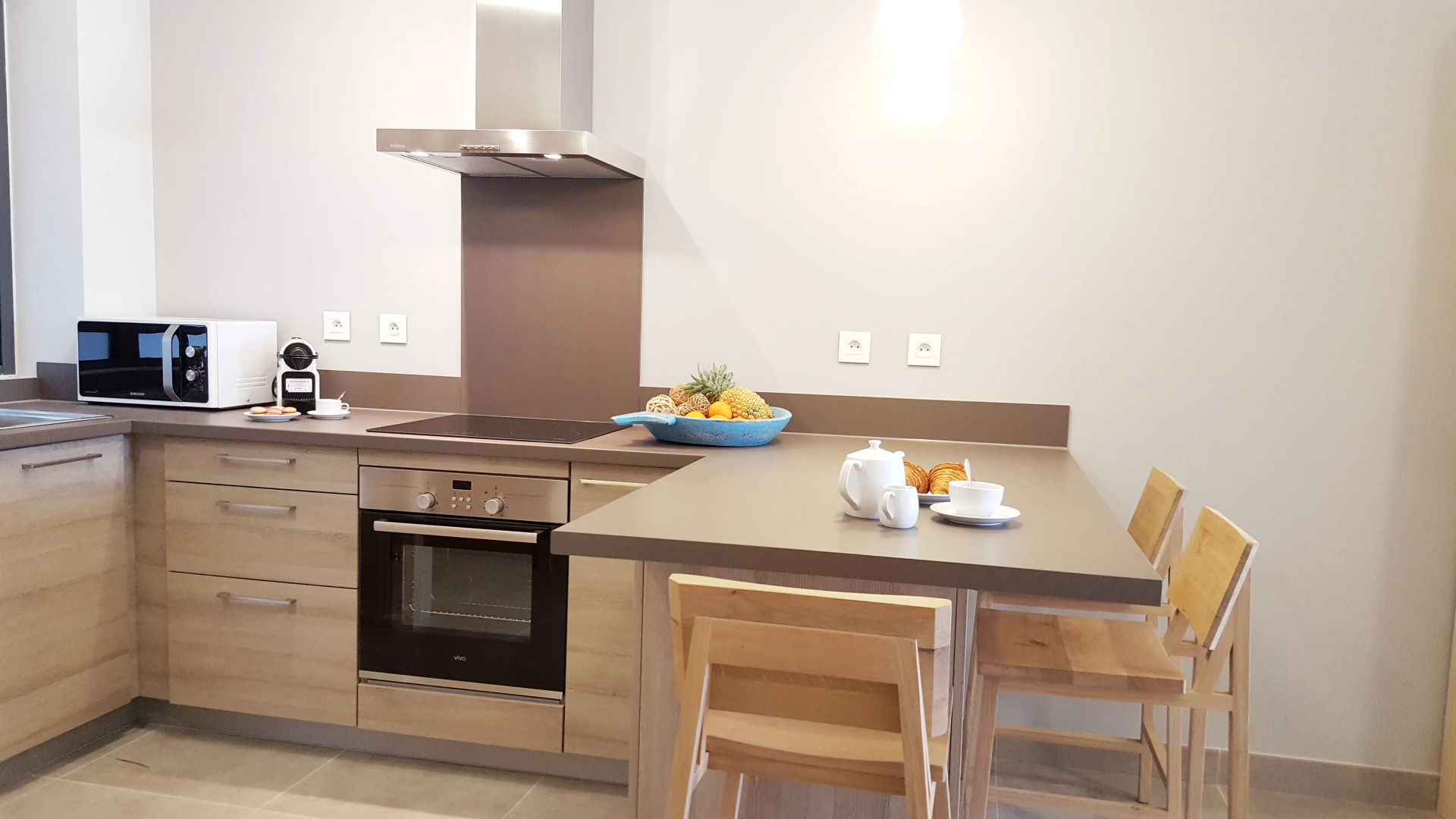 Choisy Les Bains with LOV