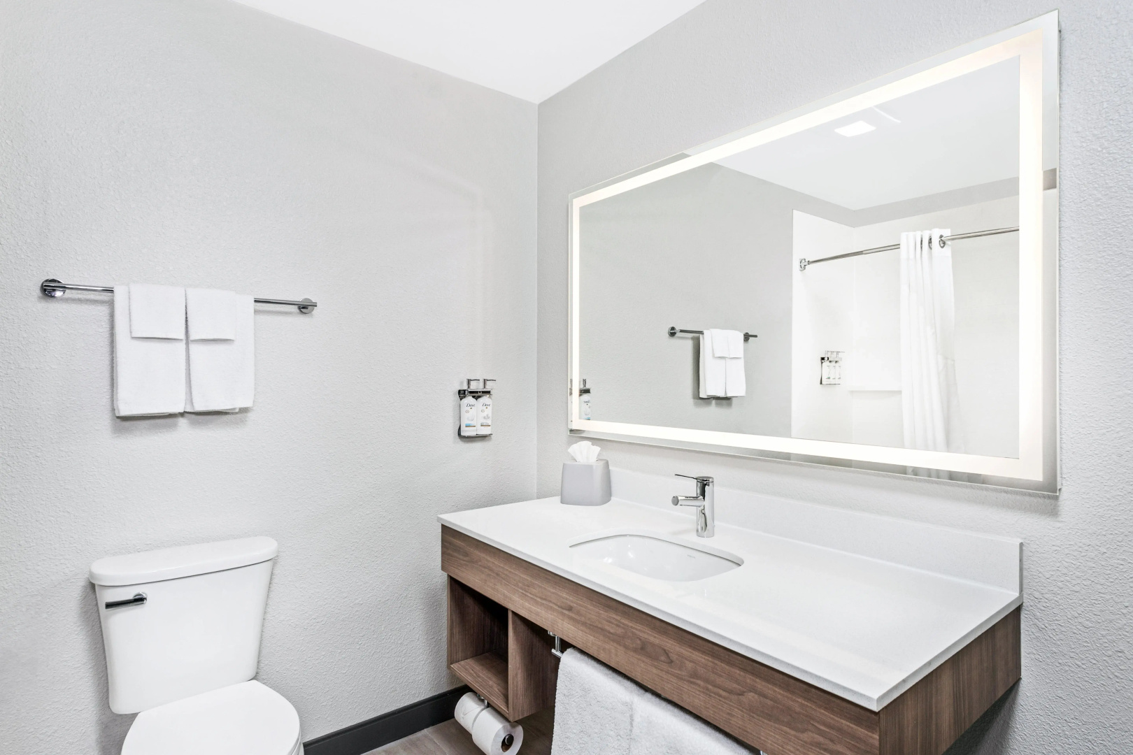 Holiday Inn Express Hotel & Suites Chicago-Algonquin by IHG