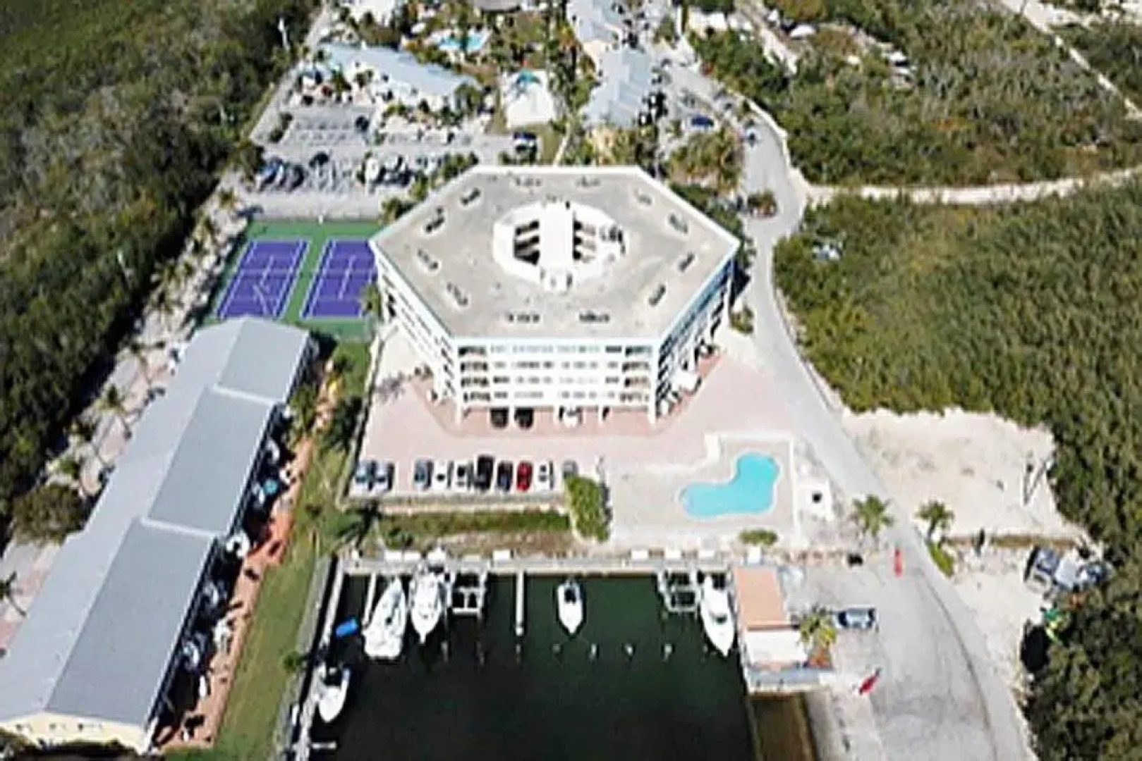 SEA MIST - Oceanfront-Lake-Kayak-Paddleboard-Bike