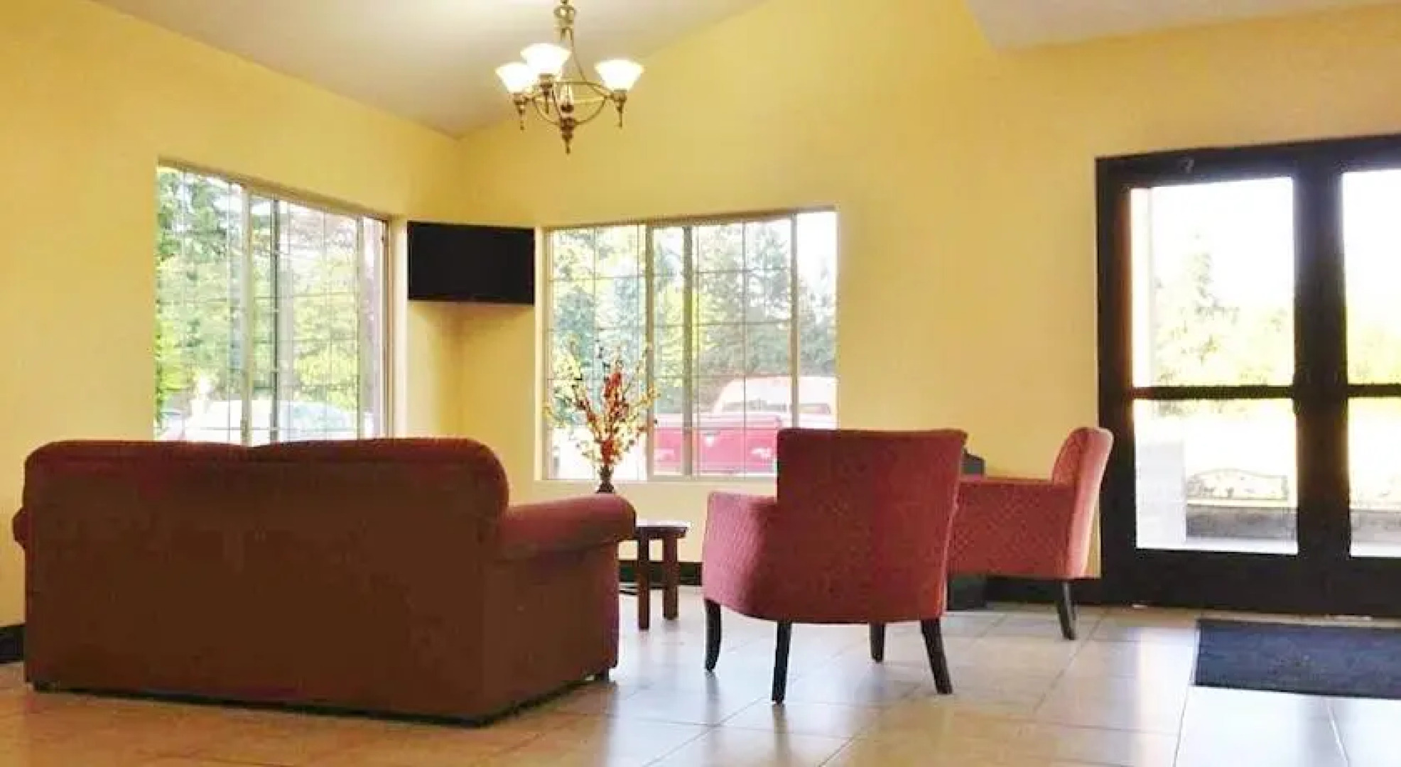 Ferryman Inn and Suites