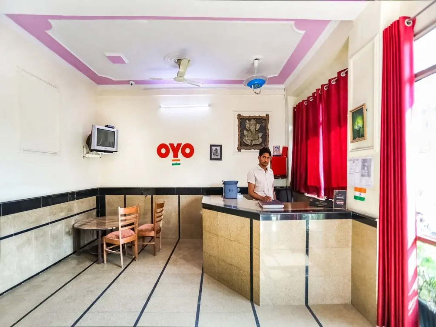 OYO 22577 Hotel City View