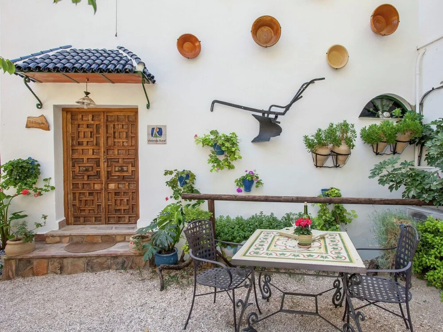 Rural Apartment With Pool And Jacuzzi In An Old Andalusian Country Hous