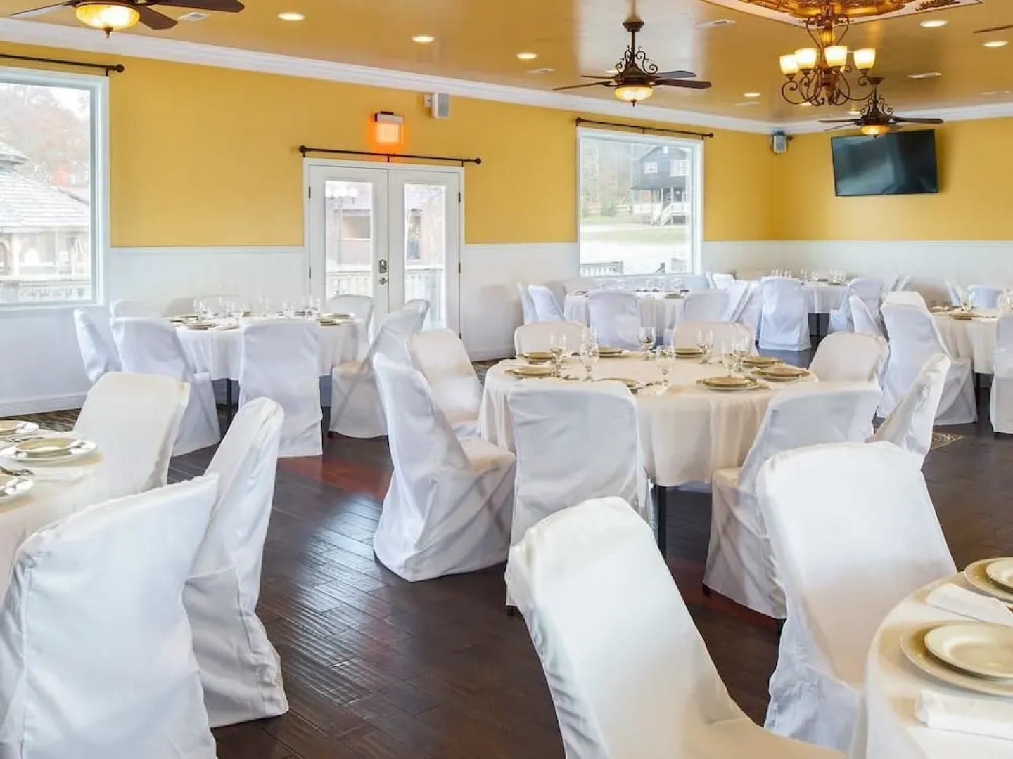 Pipestem Spa Event Center and Mountain Chalets
