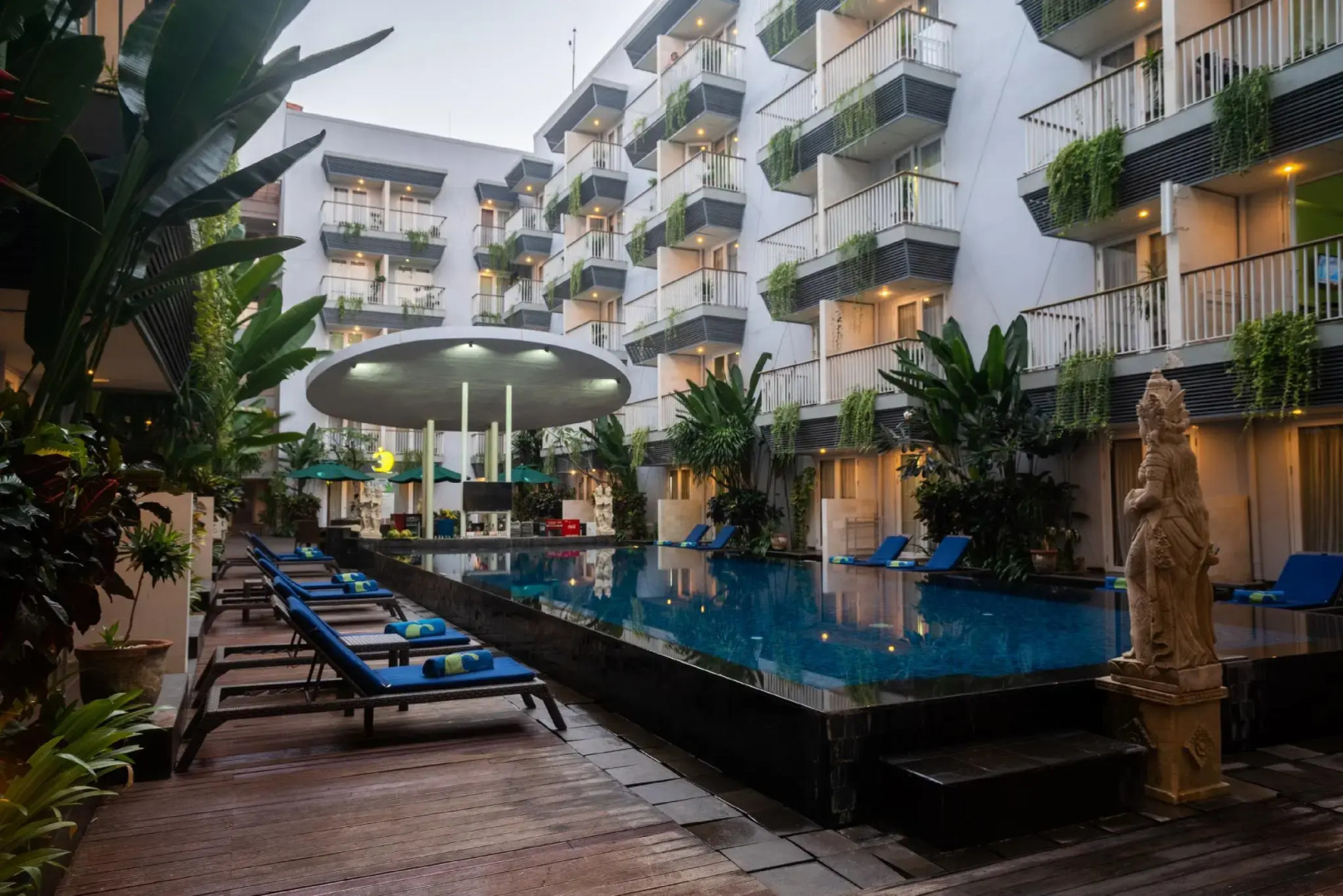 EDEN Hotel Kuta Bali