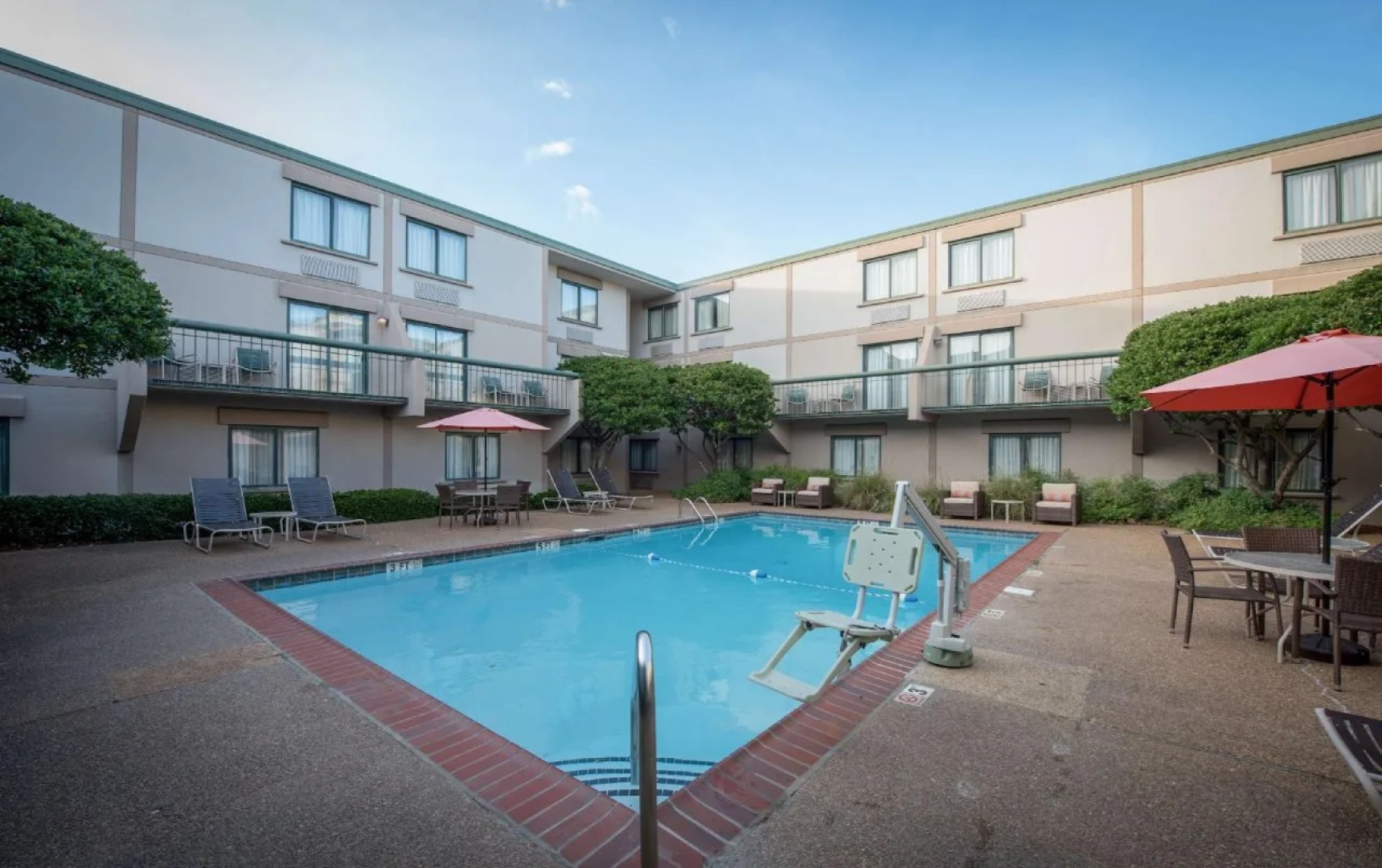 Cabot Lodge Jackson North - a Red Lion Hotel