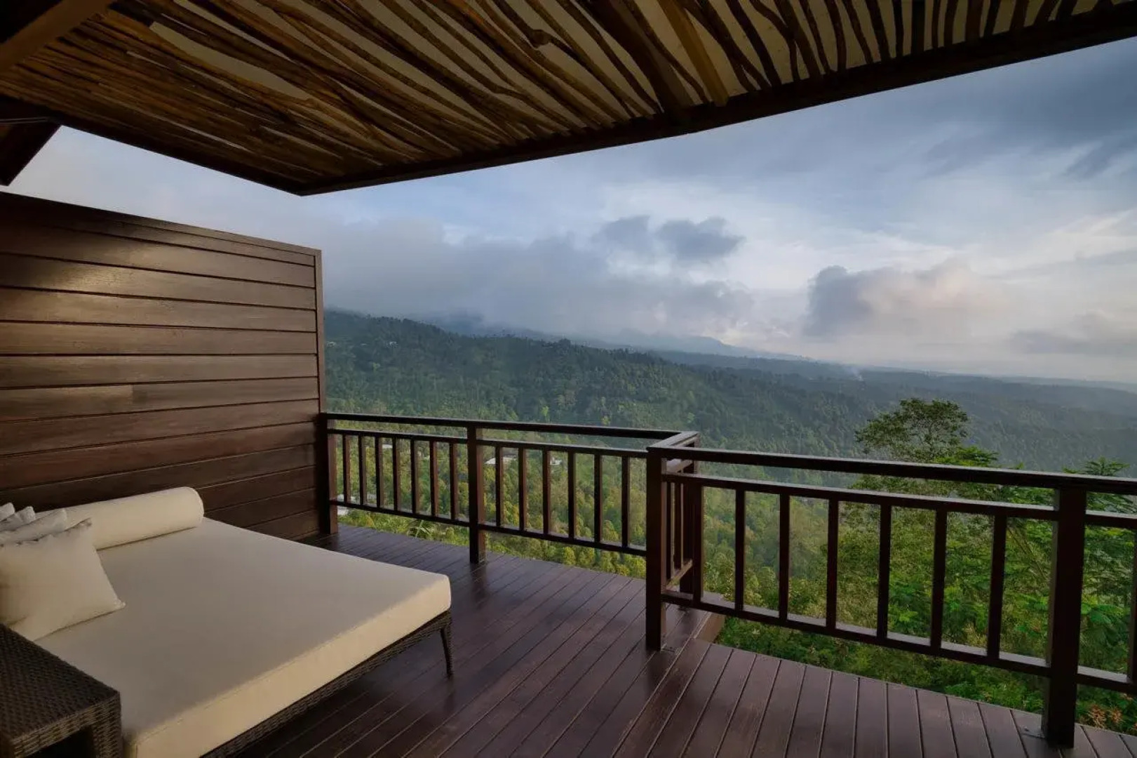 Отель Elevate Bali