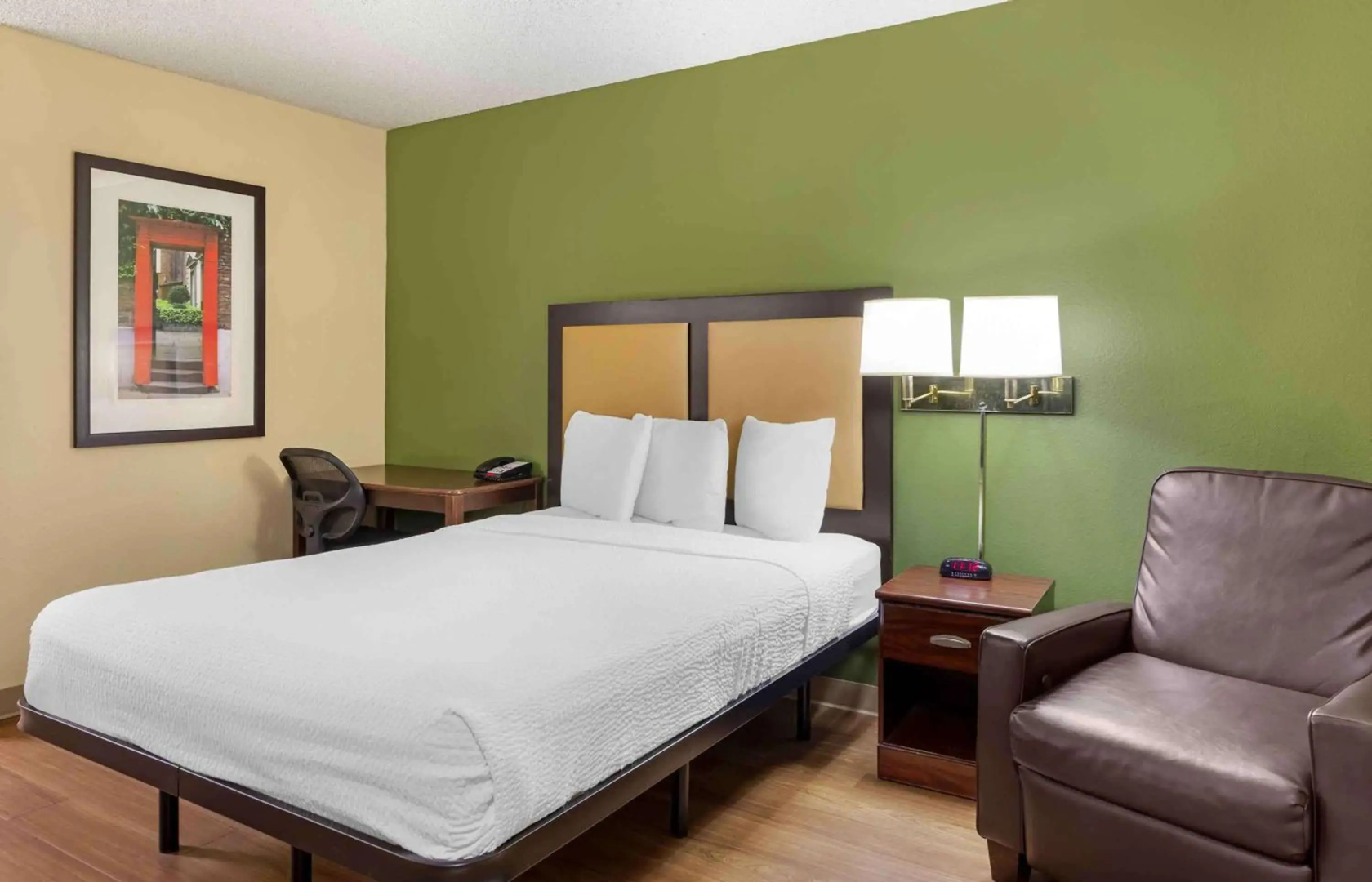 Extended Stay America - Los Angeles - Long Beach Airport