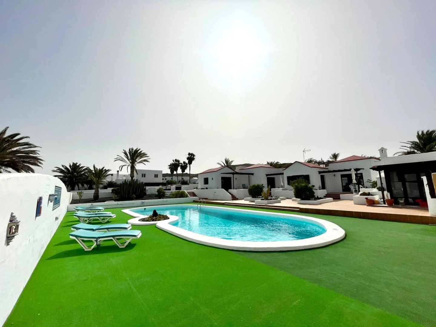 Bungalow Para Nudistas Estupenda Vista la Piscina