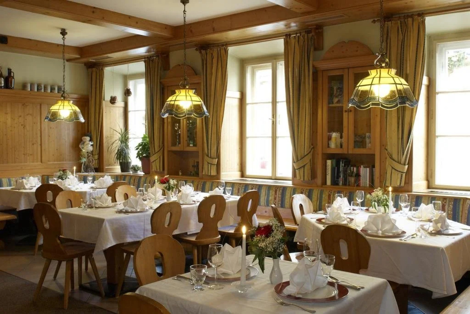 Hotel-Gasthof-Fleischerei - Zur alten Post