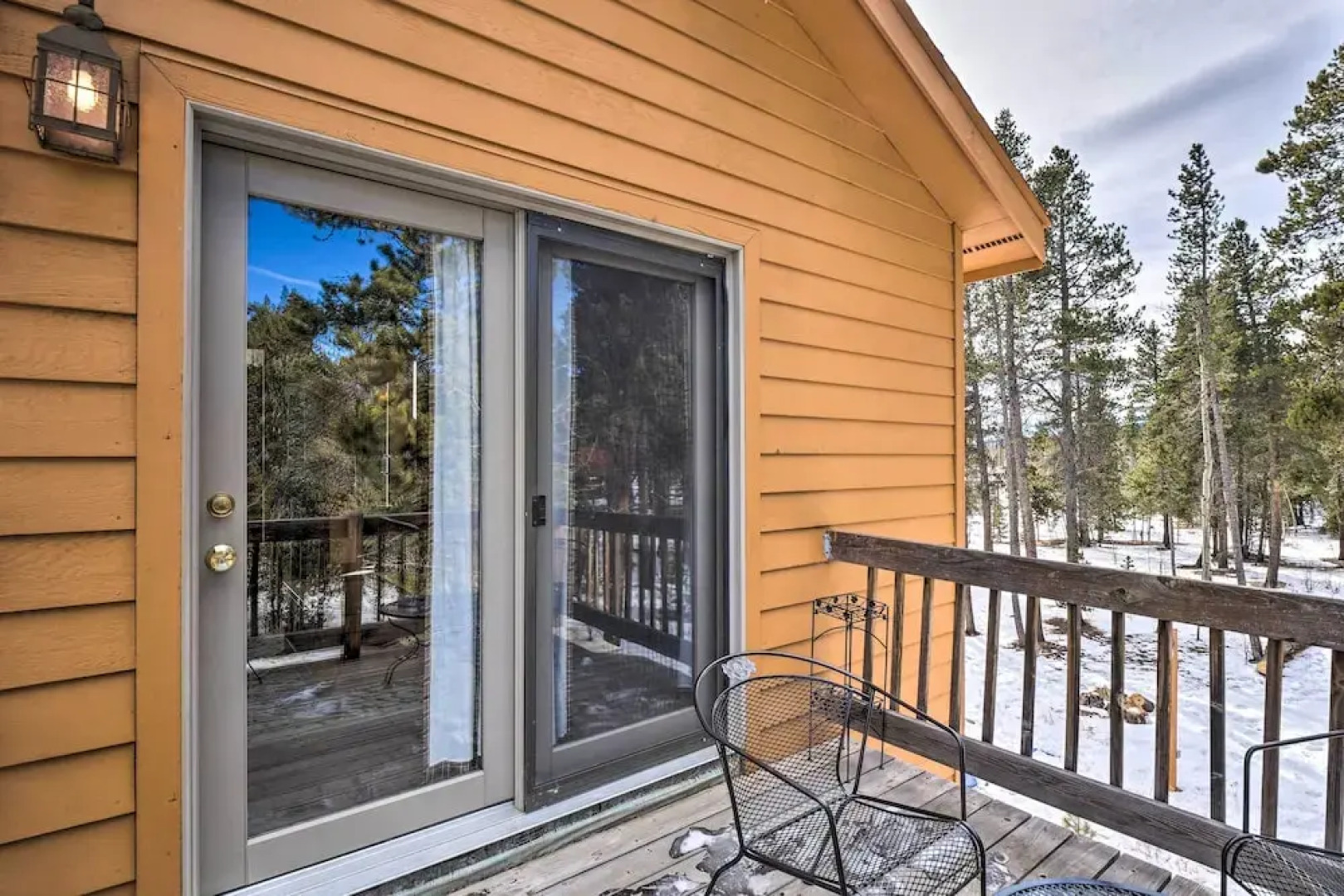 22str-00047 Fairplay Cabin w/ Deck on 3 Acres!