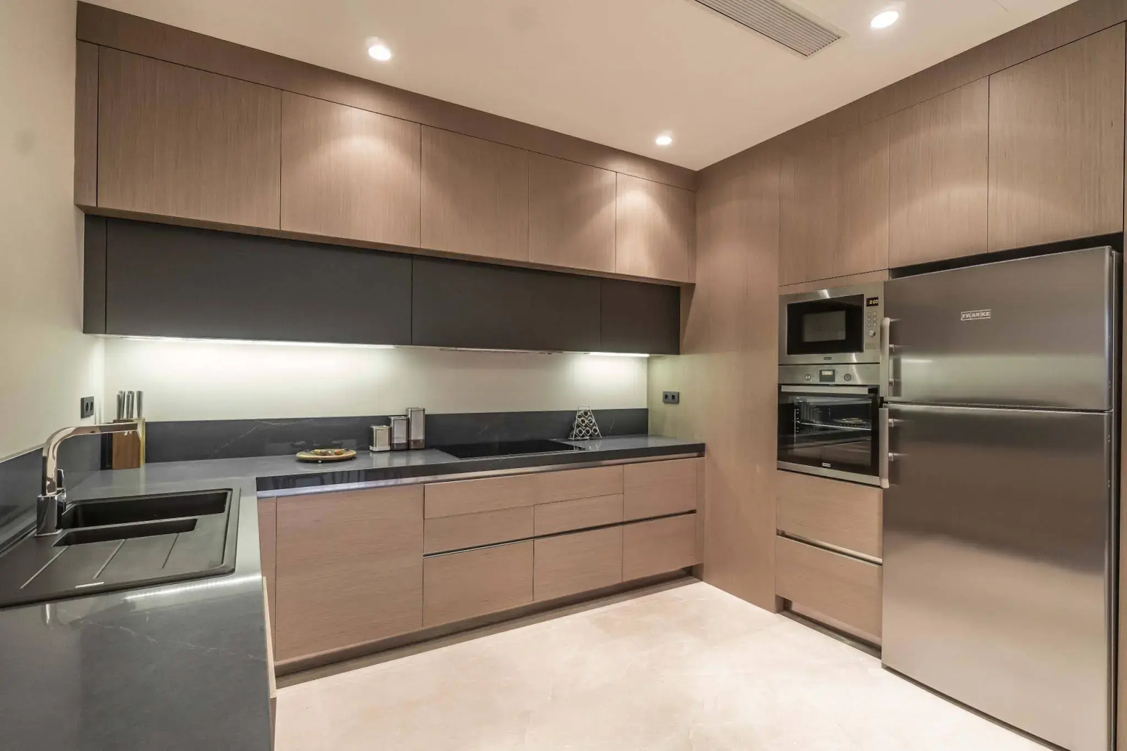 Red Rock Hotel & Suites by Selvese