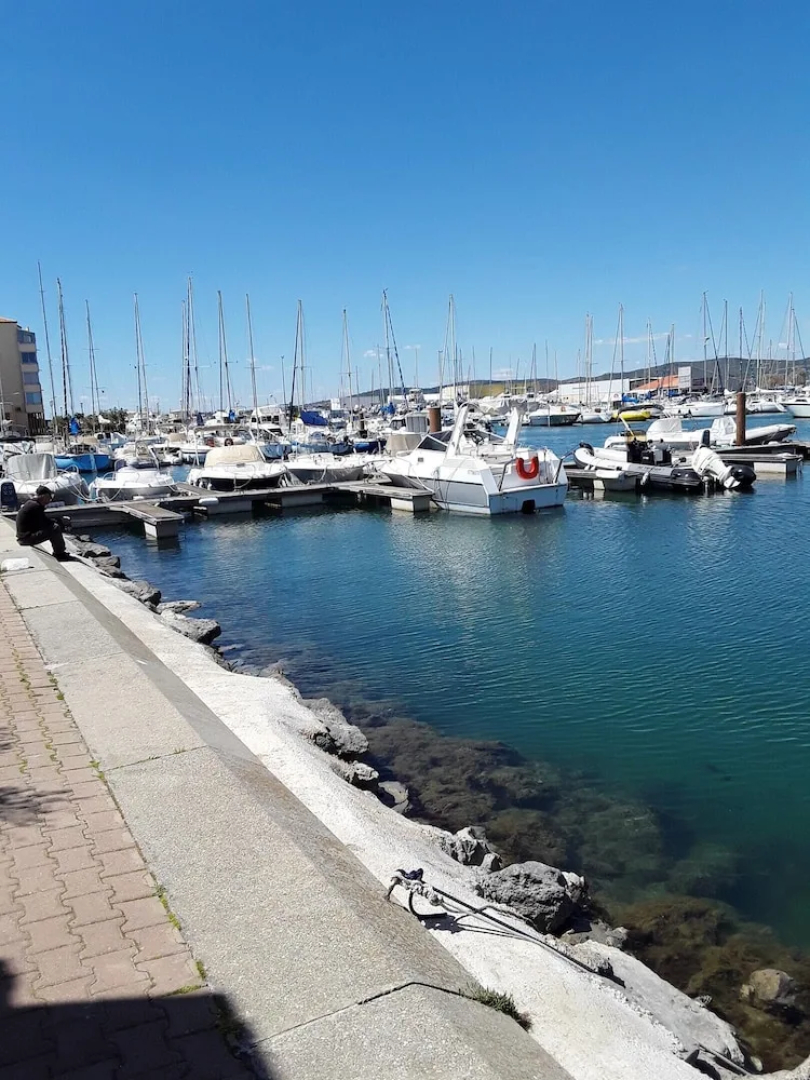 Apartment With One Bedroom In Frontignan With Furnished Terrace