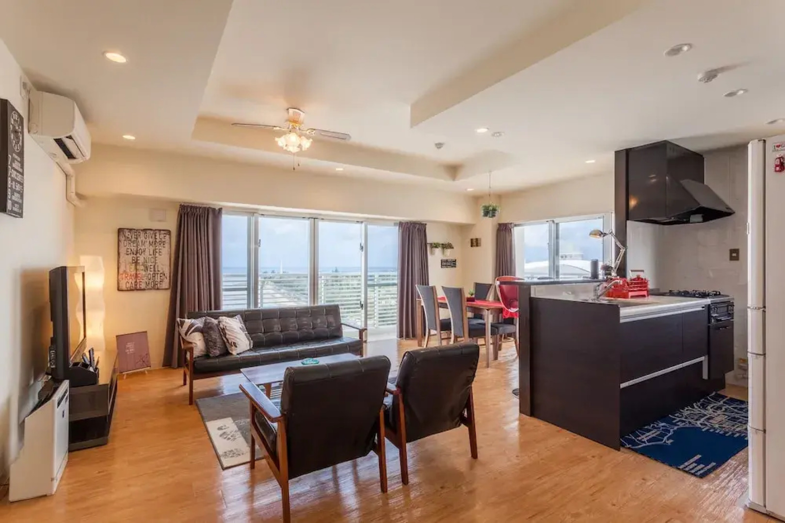 Kariyushi Condominium Resort Chatan ARAHA BLUE RESORT