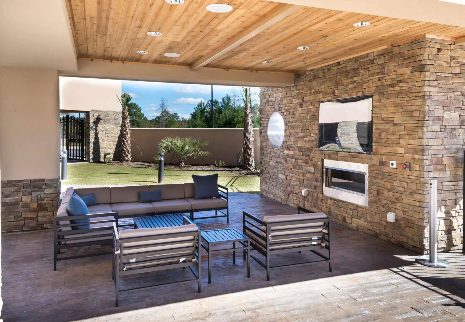 Courtyard Jacksonville