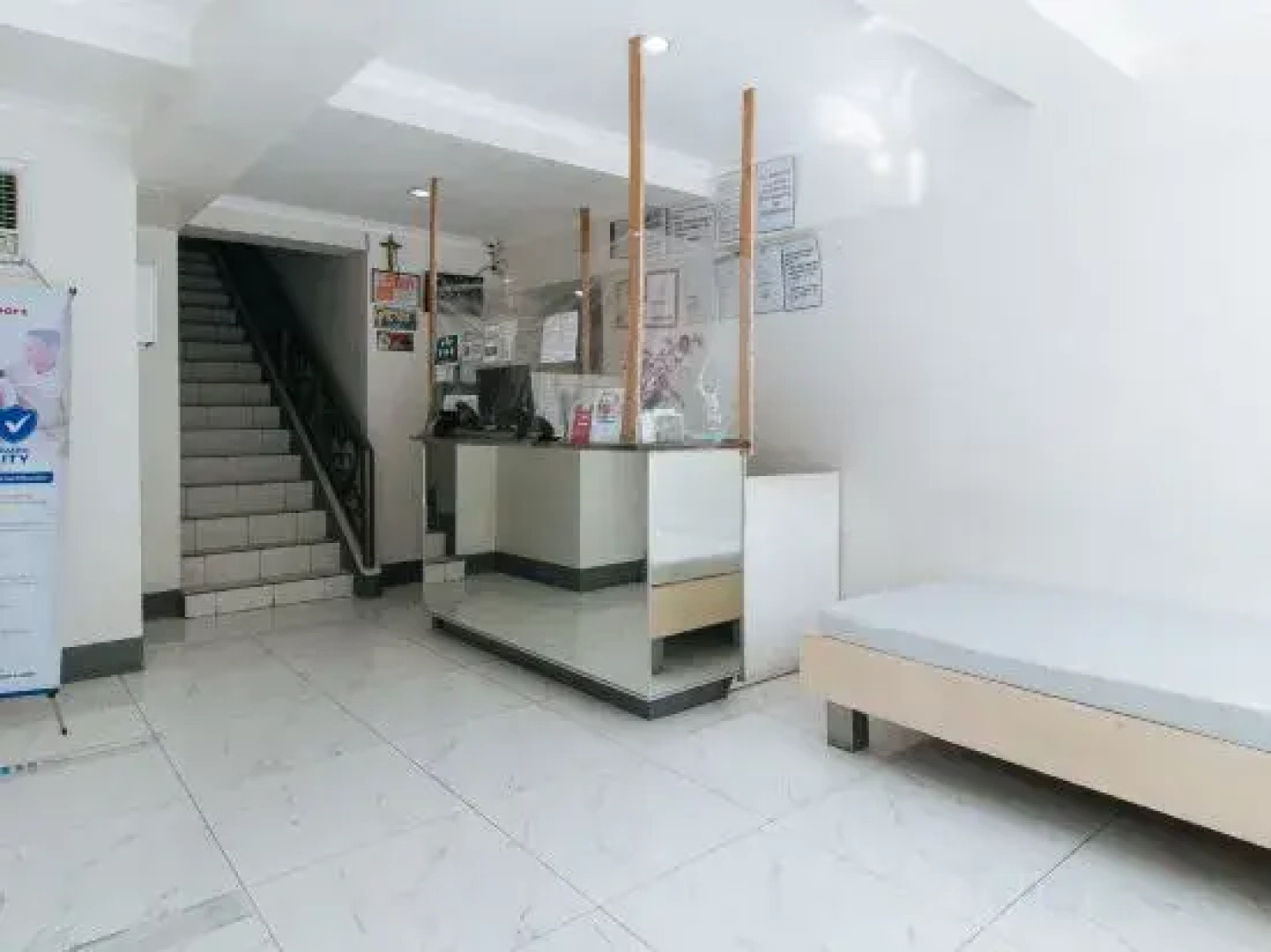 RedDoorz at Samat Mandaluyong