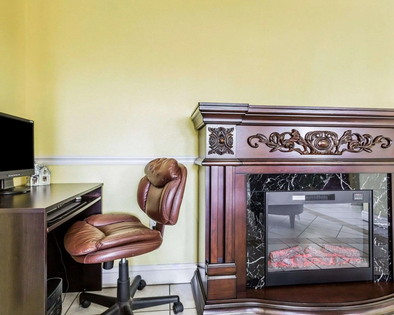 Econo Lodge Inn & Suites Matthews - Charlotte