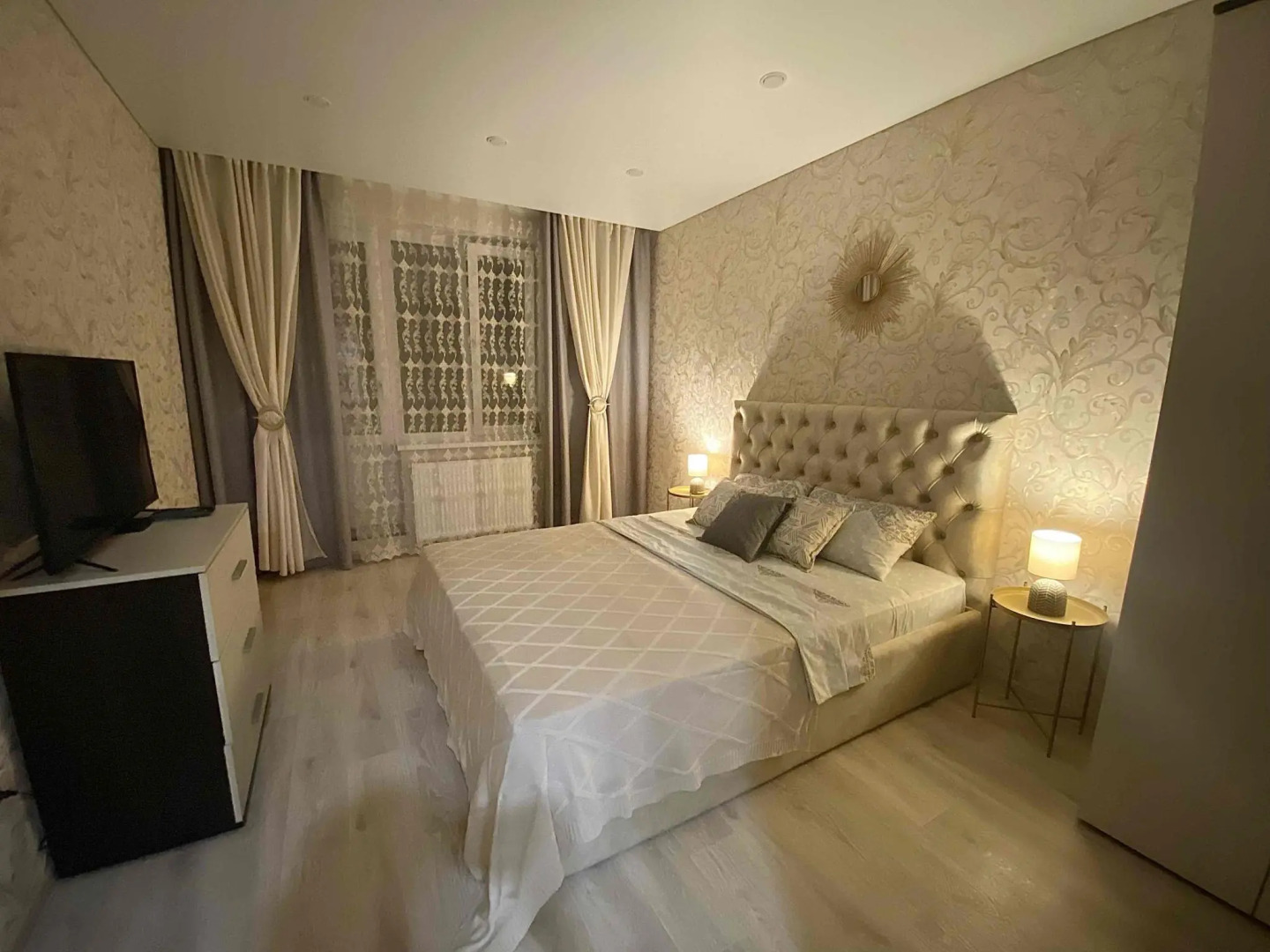 Rental Family Rooms (Рентал Фэмили) на Олимпийском бульваре 6